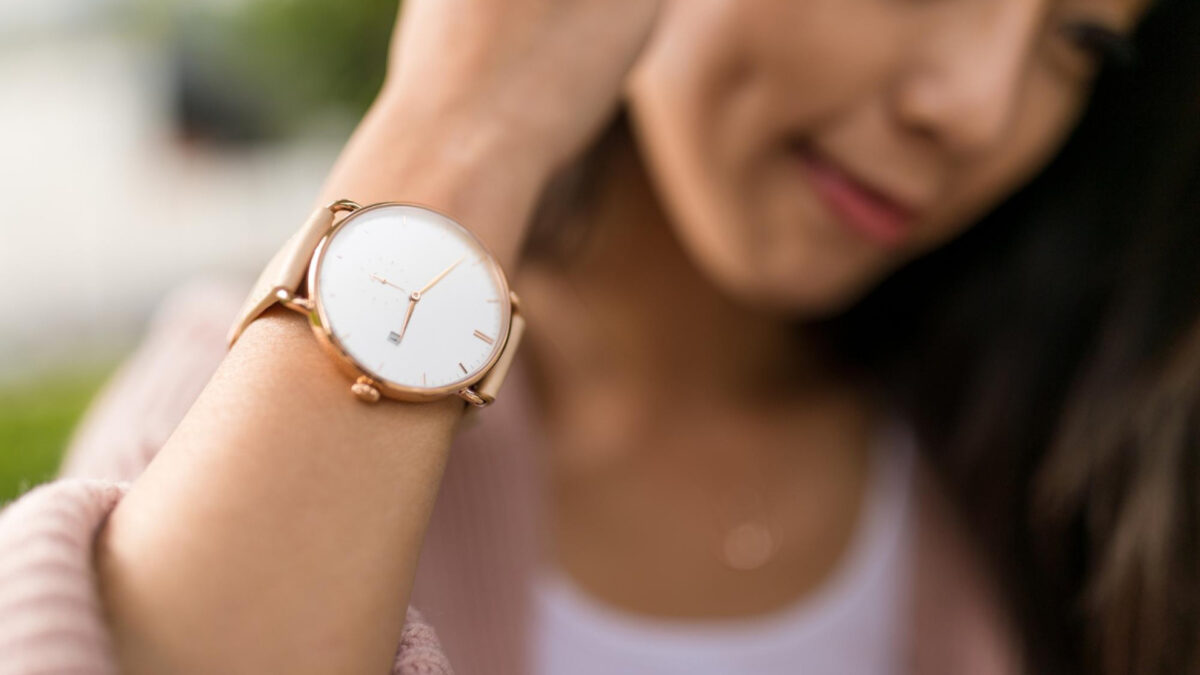 Les montres féminines : quelle est la tendance cette année ?